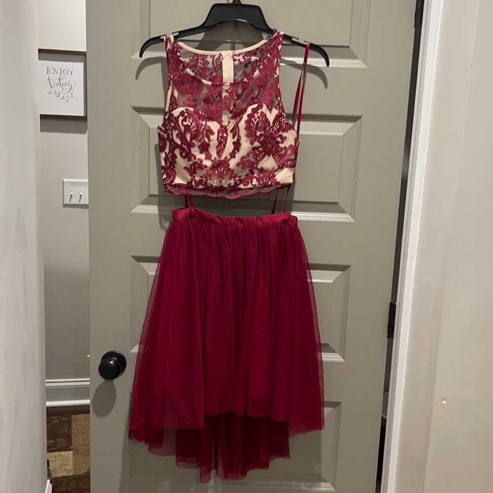 Burgundy prom dress 2 piece